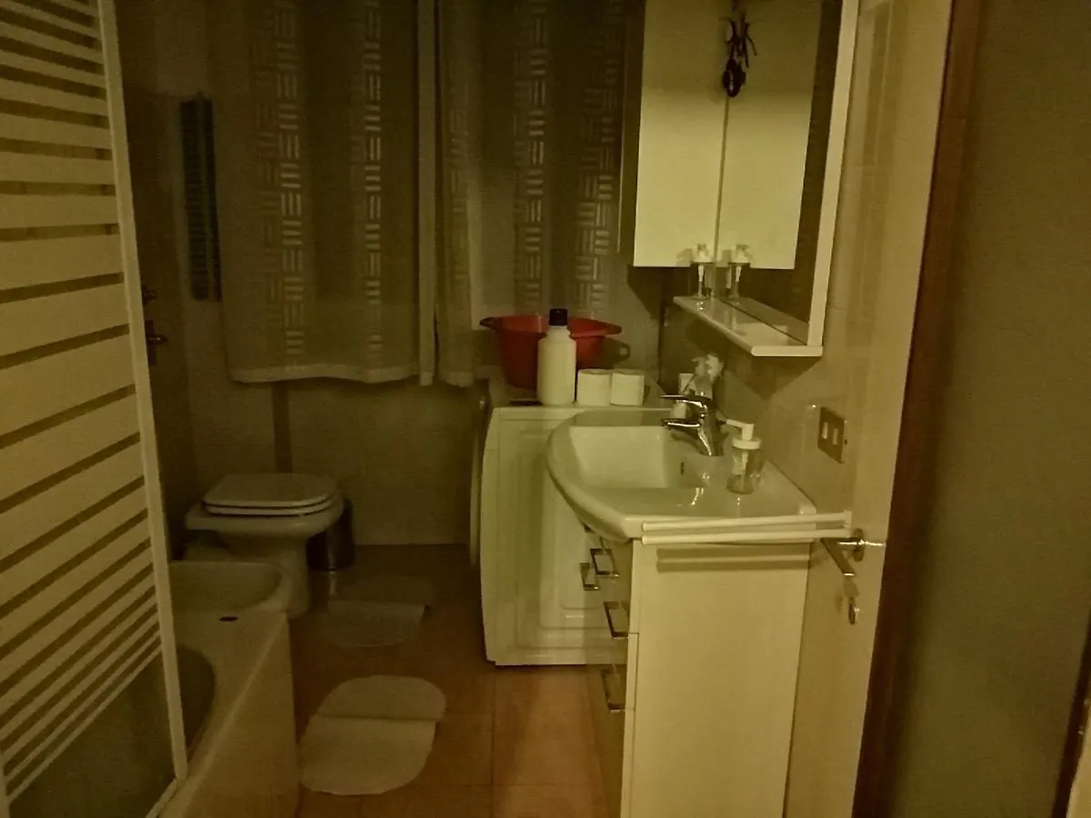 Appartamento Galeazzi private house Milano 0*,